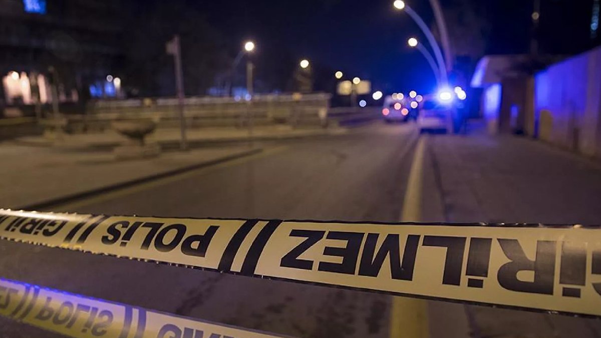 Mersin'de korkunç olay! Toprağa gömülü erkek cesedi bulundu