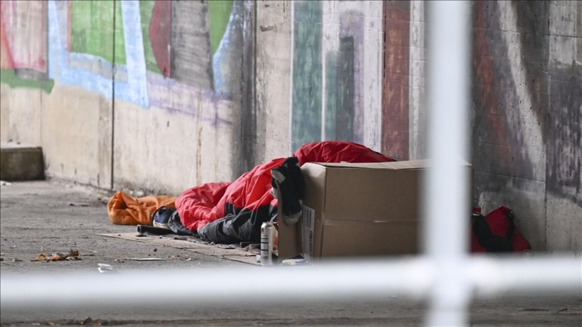 Türkiye'de yoksulluk alarm veriyor! Anket şirketi geçim sıkıntısını rakamlarla açıkladı: İşte 2025'in acı tablosu