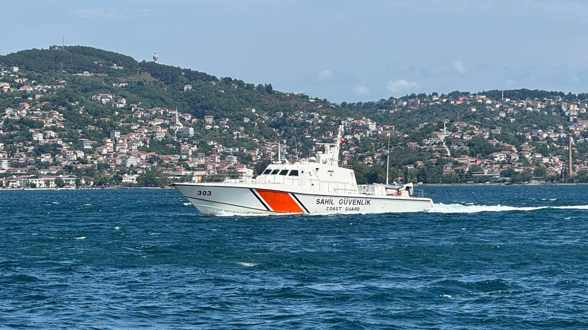 Beykoz açıklarında tekne alabora oldu: 1 kişinin cansız bedenine ulaşıldı