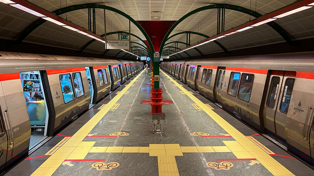 İBB'den büyük atılım: 5 yılda 65,1 kilometrelik raylı sistem hattı açıldı! Şehrin her köşesi metro ile birbirine bağlanıyor