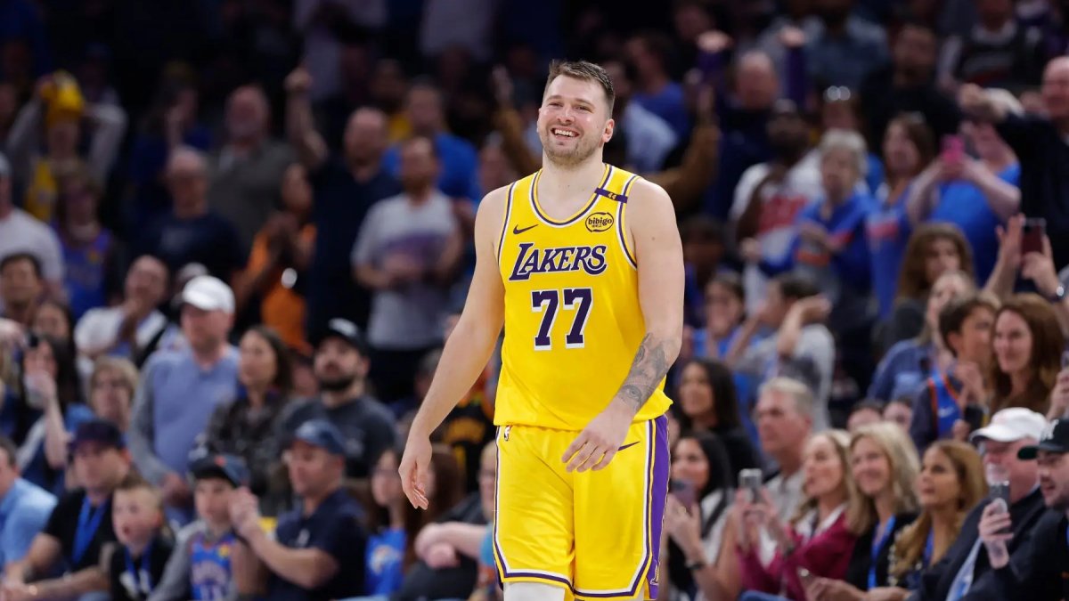 Los Angeles Lakers'tan Luka Doncic'e dev sözleşme