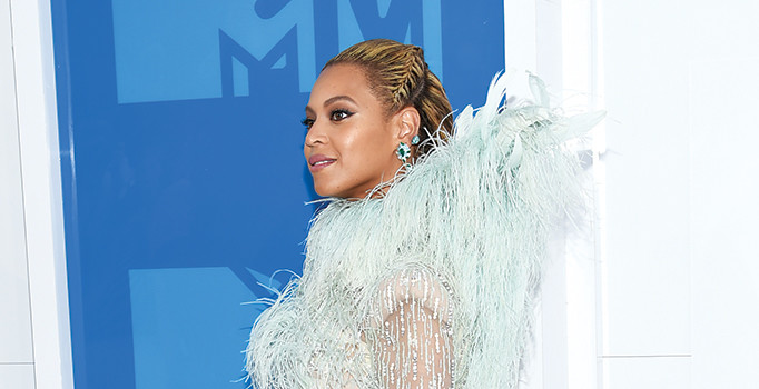 Beyonce, MTV 2016 Video Müzik Ödülleri Töreni’ne damgasını vurdu