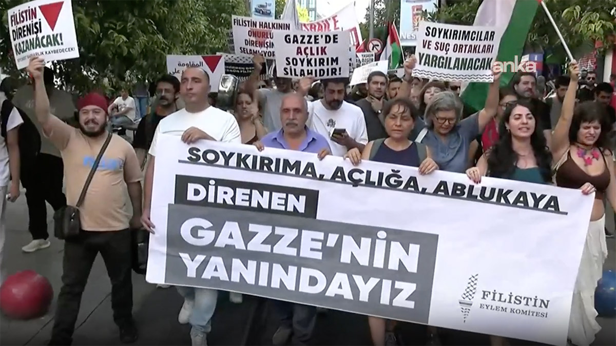 Kadıköy'de Filistin'e destek yürüyüşünde 1 gözaltı