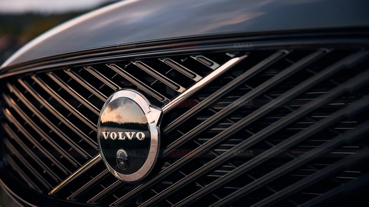Volvo'da satışlar yine düştü! Elektrikliler %21 geriledi