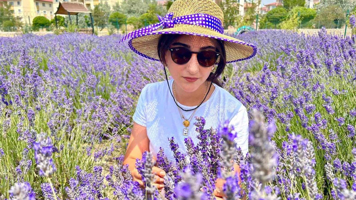 Van'da saklı cennet! 10 yıl önce kuruldu: 300 bitki türüyle ziyaretçilerin gözdesi oluyor