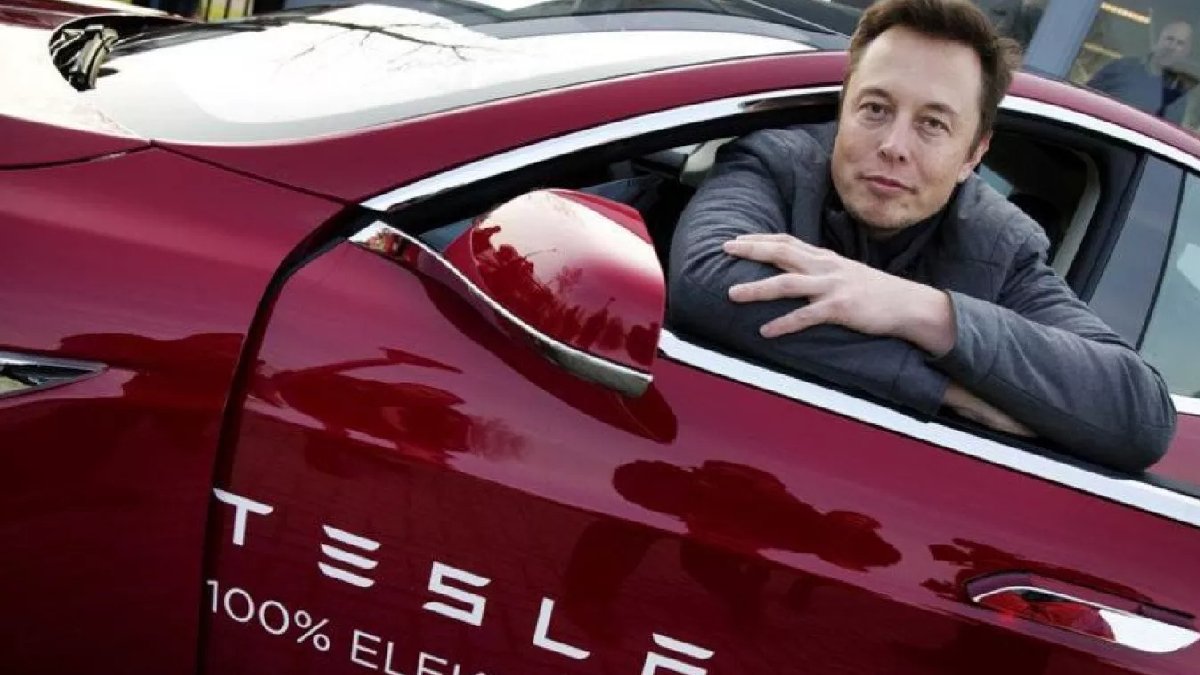 Tesla, Elon Musk’a 30 milyar dolarlık ikramiye onayı verdi