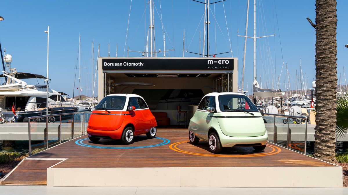 Microlino ikonik tasarımıyla Bodrum Yalıkavak Marina'da
