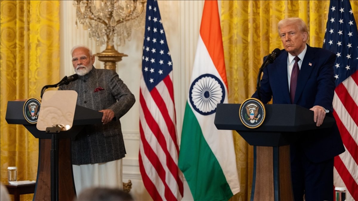 Trump'tan Hindistan'a gümrük vergisi tehdidi: Rus petrolünü kârla satıyorlar