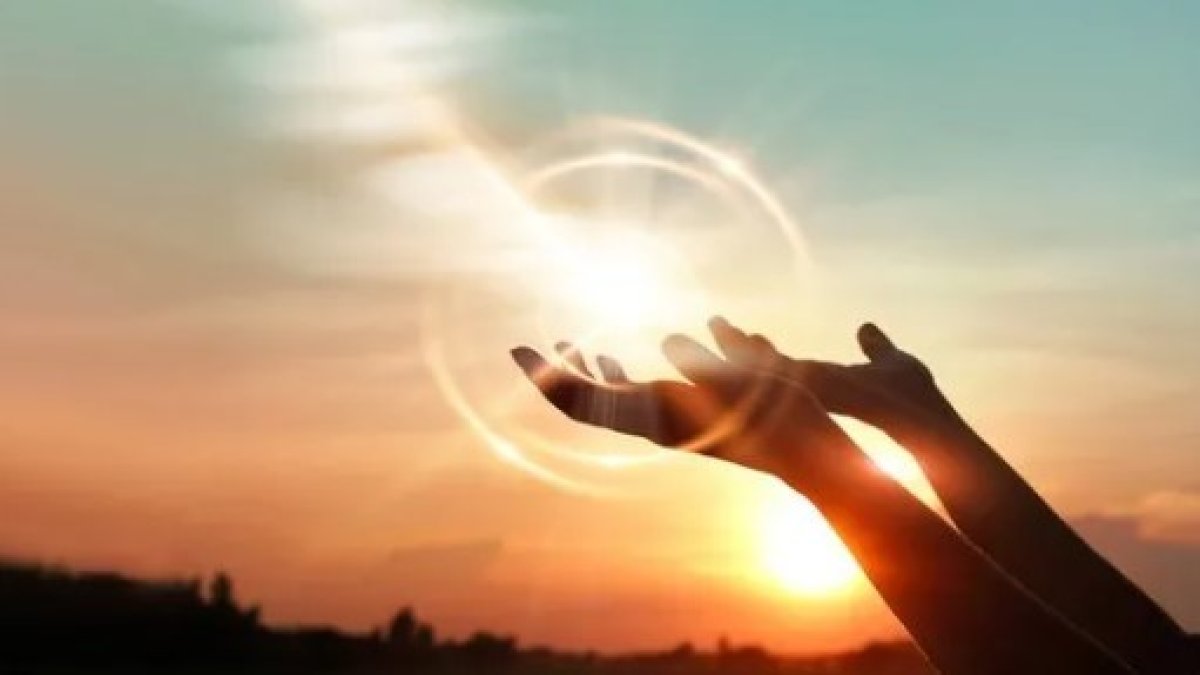 ‘Otoriteyi tanrılaştırmak’