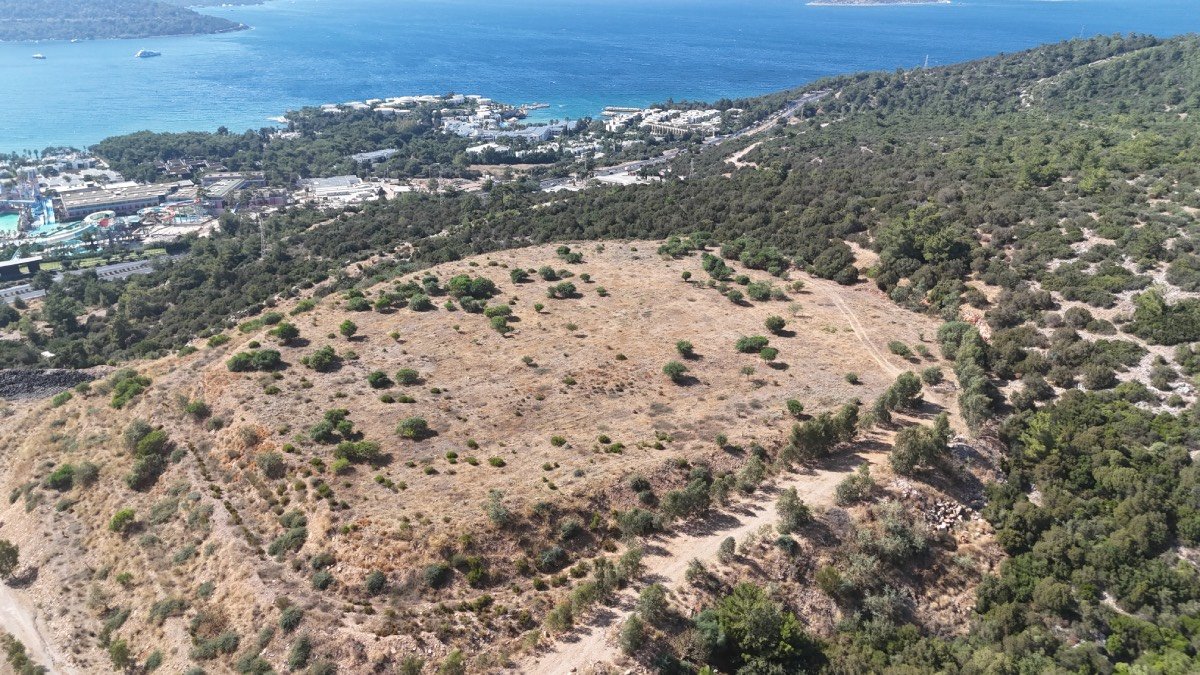 Muğla’da vahşi depolama alanları yeşile dönüşüyor