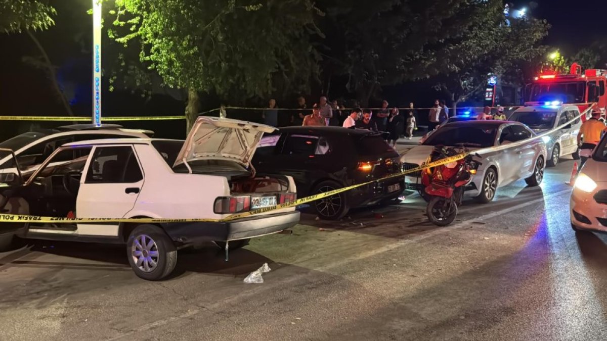 Elazığ’da zincirleme kaza: 2’si ağır 4 kişi yaralandı