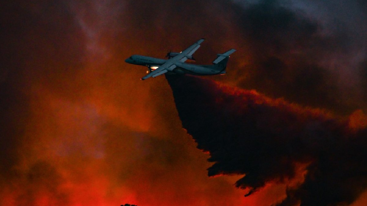 Son 76 yılın en şiddetlisi: Fransa yangınla mücadele ediyor