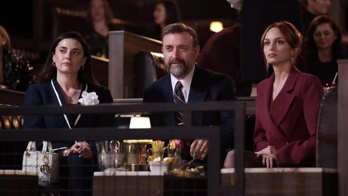 Reyting rekortmeni diziye sürpriz isimler! Kral Kaybederse için iki efsane isimle anlaşılıyor