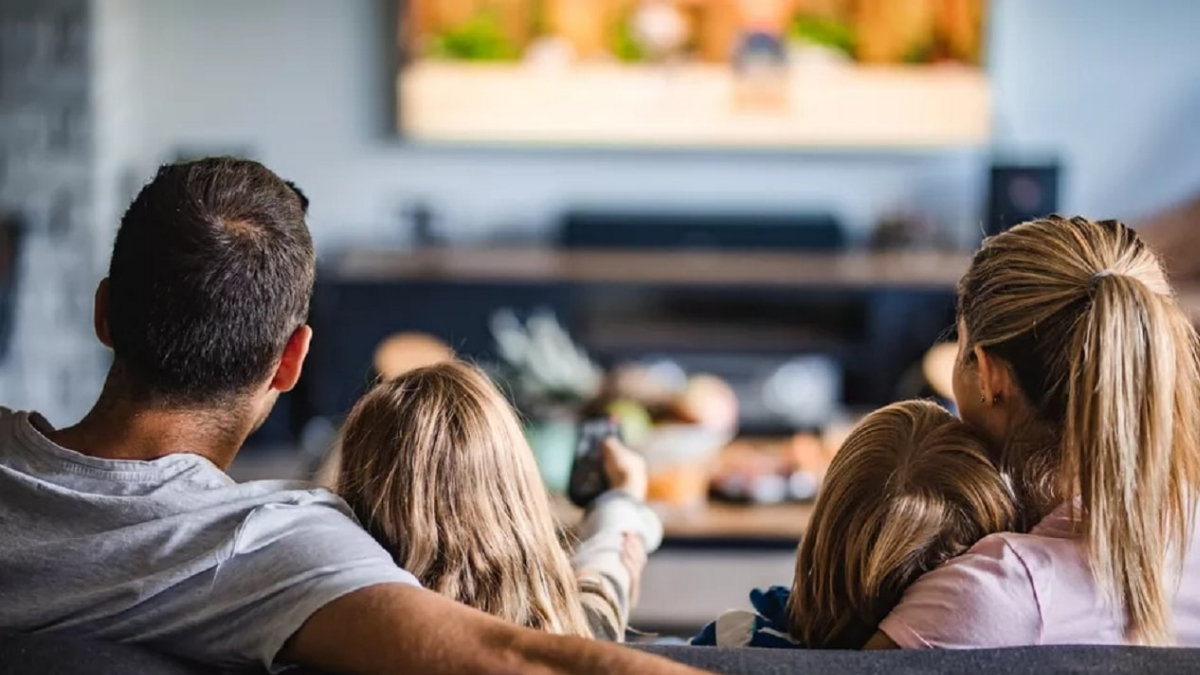 Ailecek izleyip bağımlısı olacağınız 3 Türk dizisi! Ekran başında keyifli akşamlar sizi bekliyor