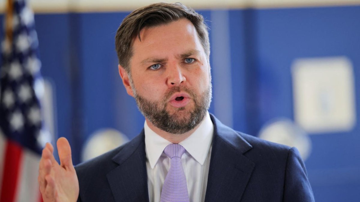 Vance, Trump-Putin görüşmesi öncesi Ukrayna ve Avrupa ile temas kuracak