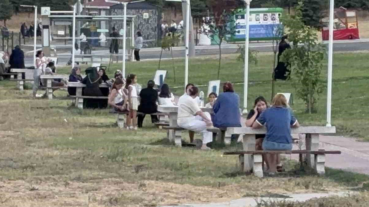 GSM operatörlerinden depremzedelere ücretsiz dakika ve internet