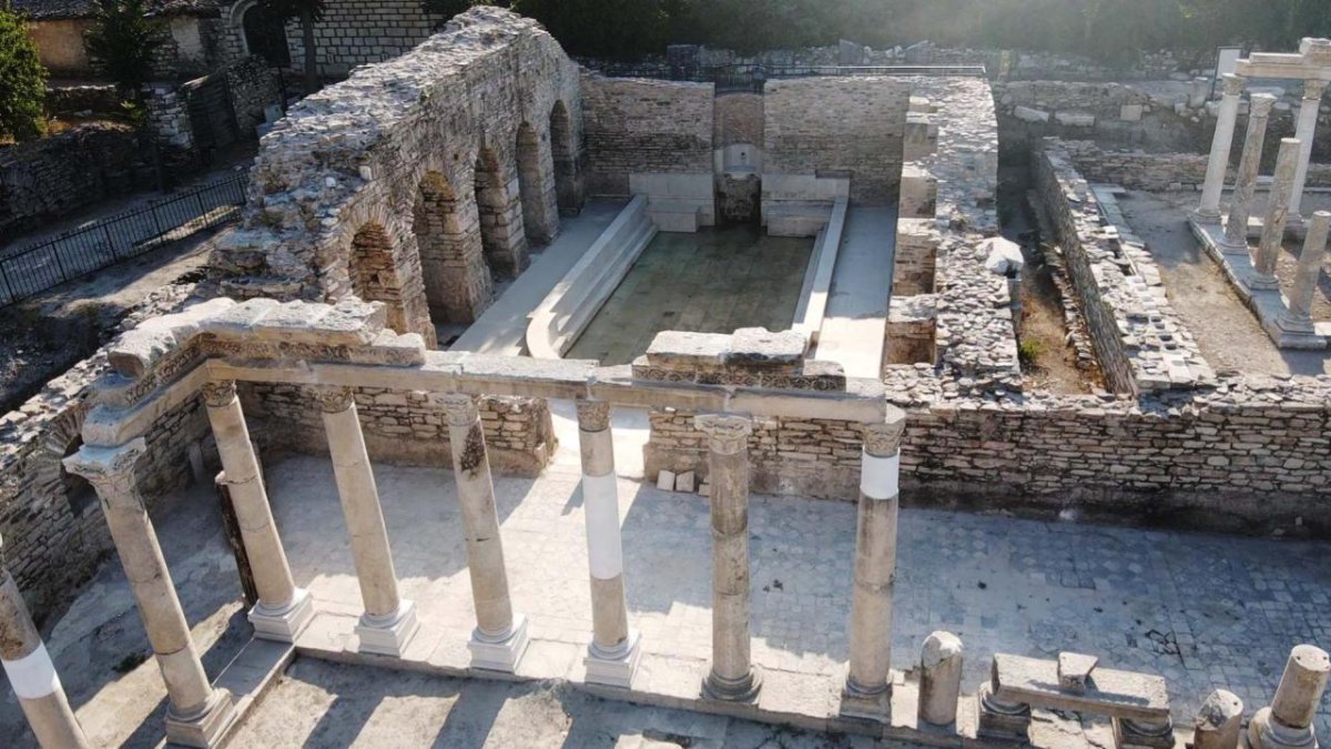 1900 yıllık sır perdesi aralandı! 'Gladyatörler Şehri'nde tarih yeniden canlandı: Suya tekrar kavuştu