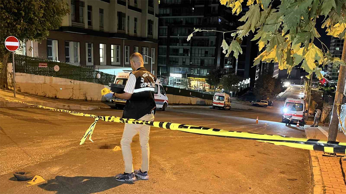 Bahçelievler'de sokak ortasında silahlı saldırı! 1 kişi hayatını kaybetti
