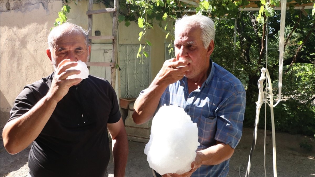 40 derecelik sıcaklarda serinliği sırrı: Yüzlerce yıllık gelenekle yazın ortasında kış havası yaşıyorlar!