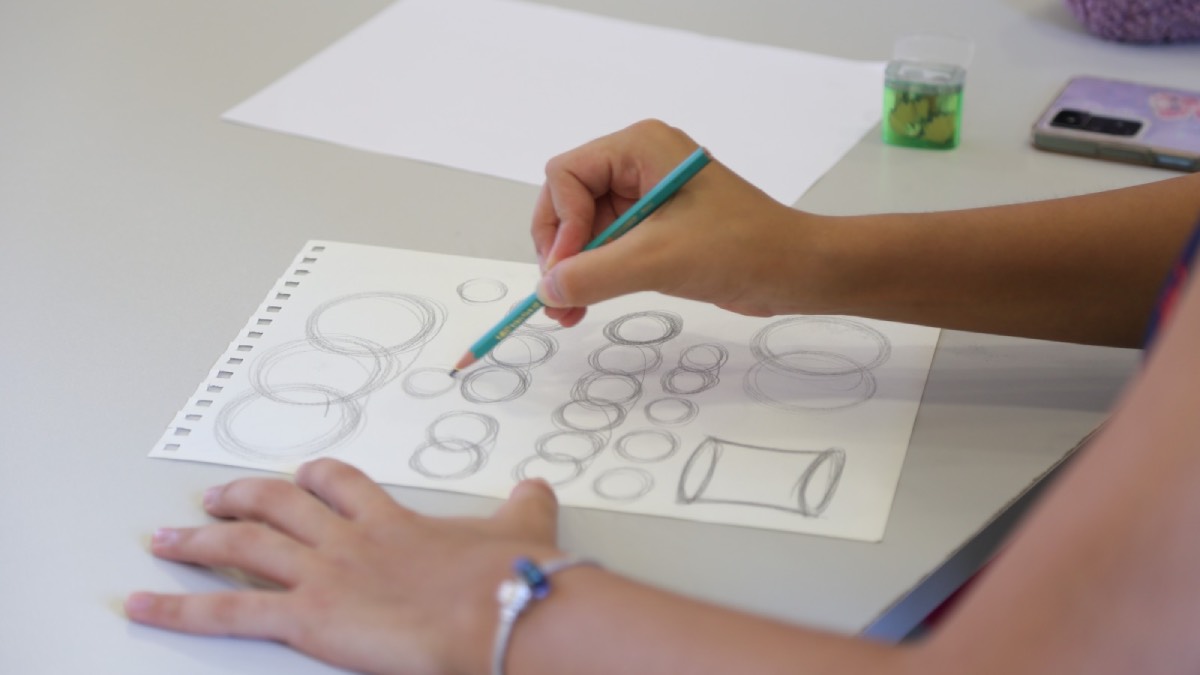 Eskişehir’de Sanat Sokağı’nda kara kalem atölyeleri başladı