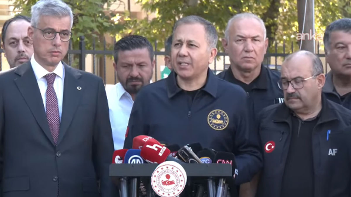 Balıkesir depreminin ardından Yerlikaya son durumu paylaştı: Artçılar 250'yi aştı, 50 ekip kuruldu