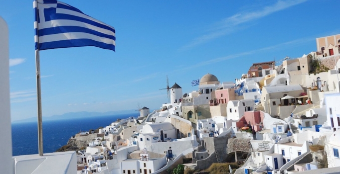 "Yunanistan zor gününde komşuluk bekliyor"