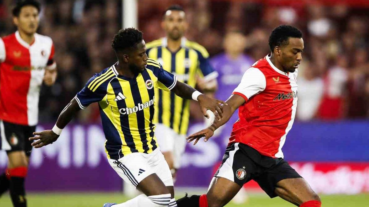 Fenerbahçe, Feyenoord karşısında tur peşinde