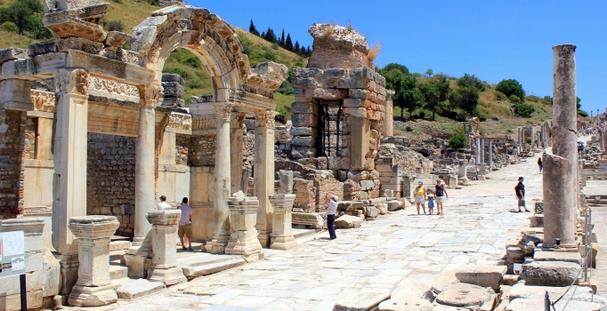 Efes, Unesco Dünya 
Mirası Listesi'ne girdi