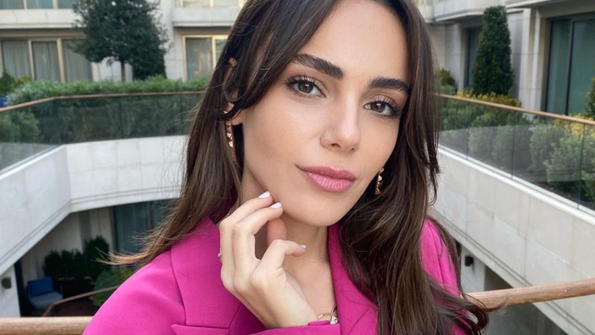 Yapay zeka rolü geliyor! Yağmur Tanrısevsin'in yeni dizisinde partneri yapay zeka oldu!