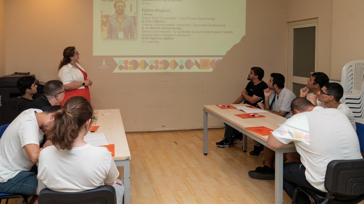 İzmir’de nöroçeşitli gençlere istihdam desteği: İŞ İN programı devam ediyor