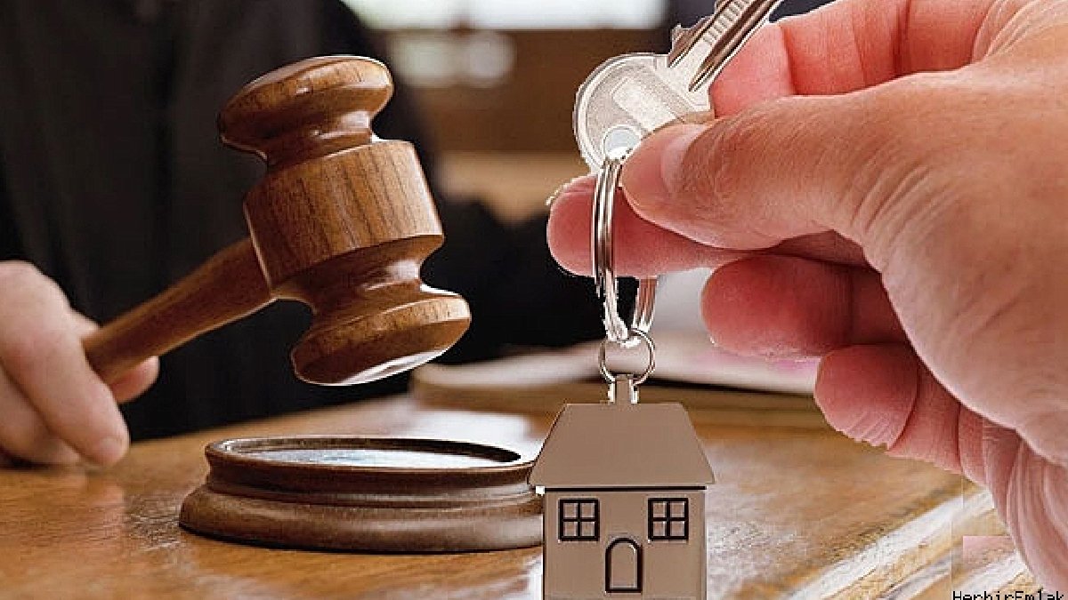 Kiracıya ‘boşanıyorum evden çık’ dedi: Mahkeme ev sahibini haklı buldu