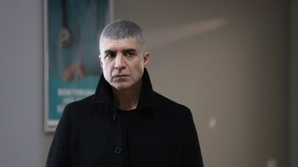 Özcan Deniz'den 40 paylaşımlık 'aile' isyanı: Evlat değil, el oldum