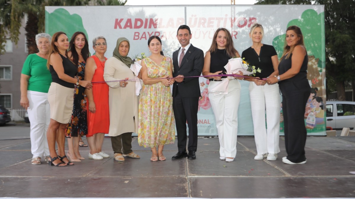 İzmir Bayraklı’da “Kadın Emeği ve Dayanışma Günleri” etkinliği başladı