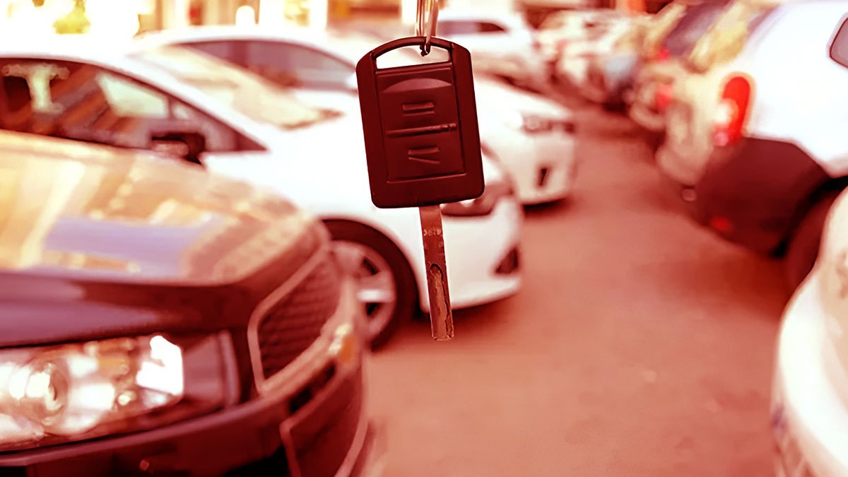 İkinci el araba alacaklar dikkat: 2025'te en az değer kaybeden modeller açıklandı