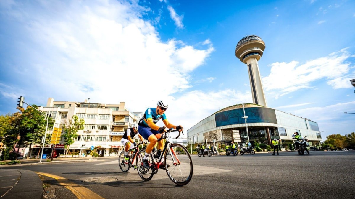 Cumhuriyetin başkentinde bir bisiklet yarışından fazlası! Ankara’yı bisiklet ile keşfet: Lezzet, tarih ve doğa bir arada