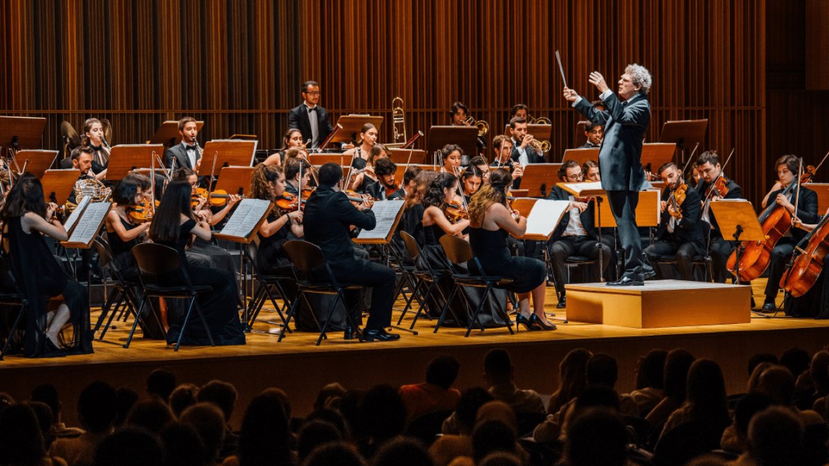 Türkiye Gençlik Filarmoni Orkestrası ile İstanbul’da ışıltılı bir akşam...