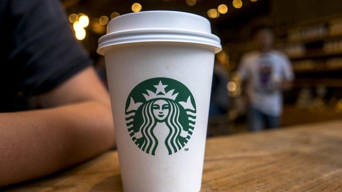 Starbucks'ta bir devir bitiyor! Kahvesini alan oturamayacak: Ofis gibi kullanılamayacak