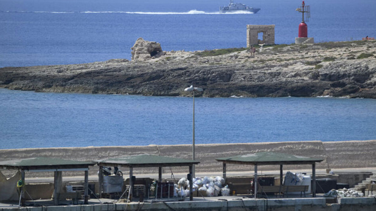 İtalya açıklarında gemi faciası: 27 ölü