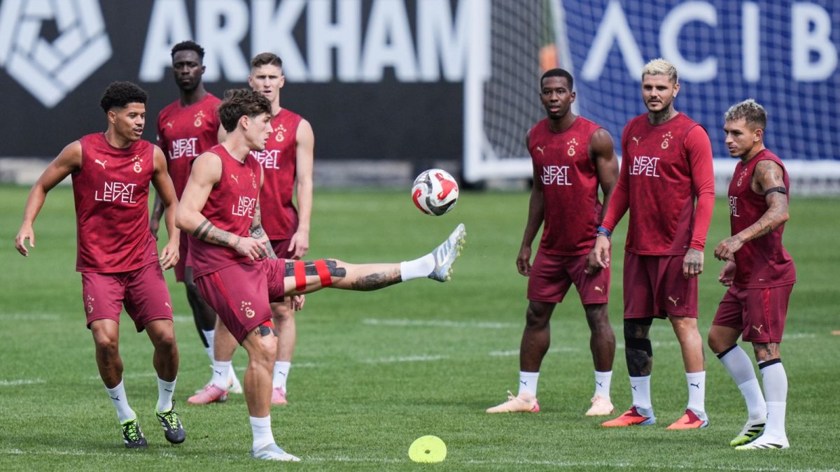 Galatasaray'ın süper yıldızına İtalya'dan resmi teklif! İşte Okan Buruk'un cevabı