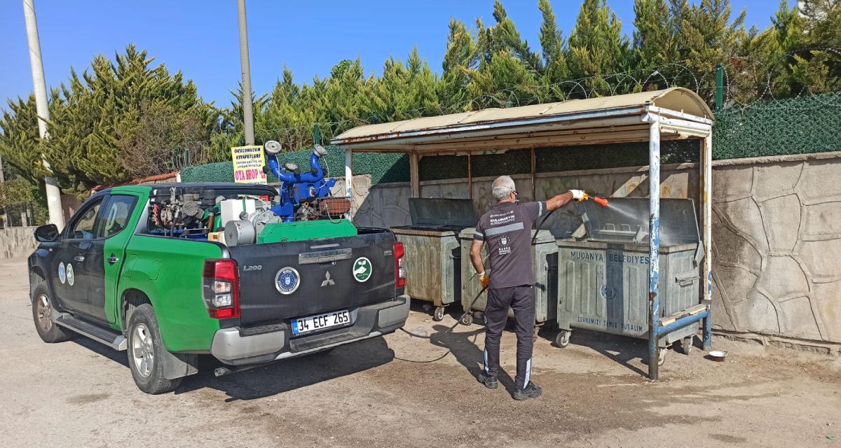 Bursa Büyükşehir Belediyesi'nden 17 ilçede haşereyle etkin mücadele