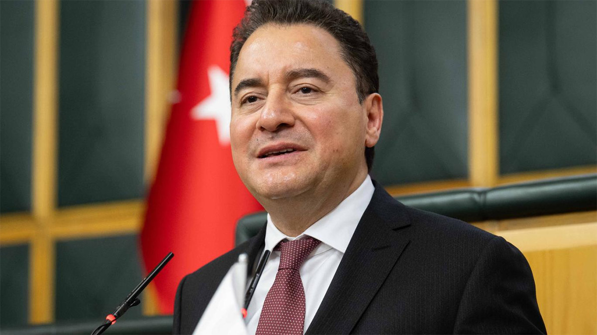 Babacan’dan Gazze’ye yola çıkan Sumud Filosu’na destek