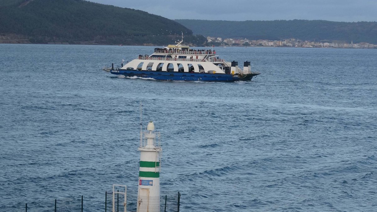 Güney Marmara'da bazı feribot seferleri iptal edildi