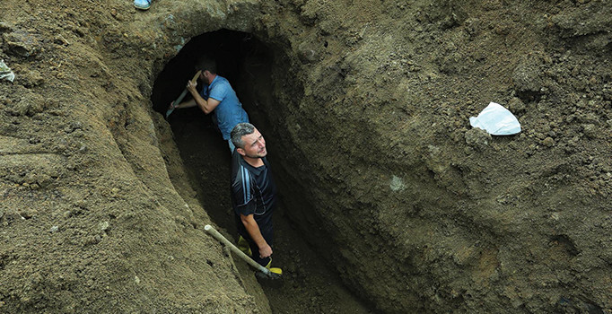 Samsun Toptepe mevkisinde yapılan kazı çalışmasında Helenistik döneme ait mezar bulundu