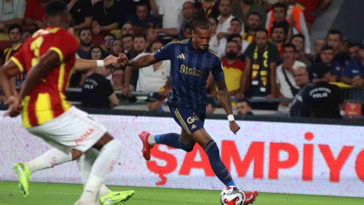 Fenerbahçe sessiz başladı: Sarı-lacivertliler ilk lig maçında Göztepe ile 0-0 berabere kaldı