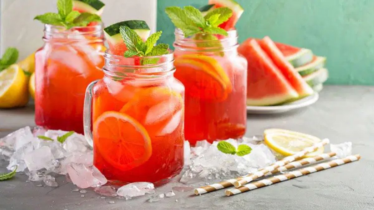 Karpuzu bir de böyle deneyin! Sıcak yaz günlerinin serinleten lezzeti: Sıcaklara karşı doğal çözüm