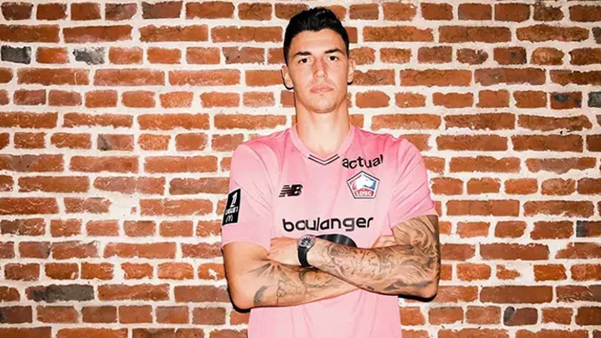 Berke Özer Lille formasını ilk kez terletti