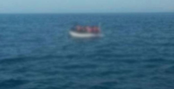 Türk hakim göçmenleri taşıyan bir botla Yunanistan'a kaçtı - Son dakika haberleri