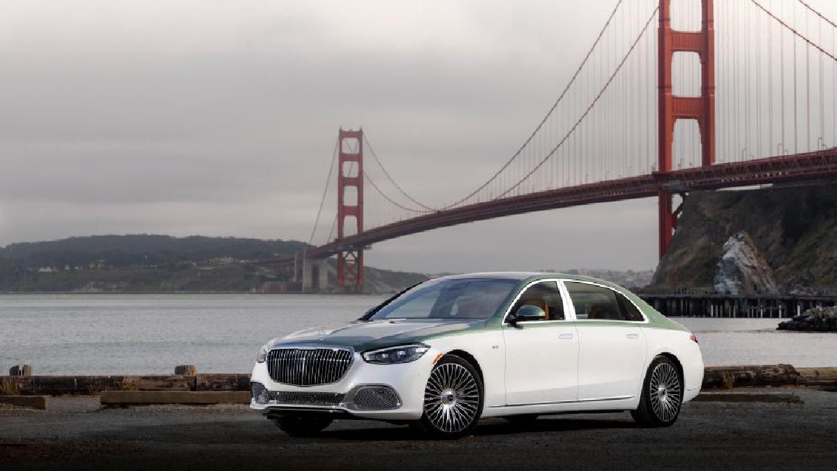 Mercedes lüksün sınırlarını zorladı! Yeni özel seri emerald yeşili maybach çıktı!