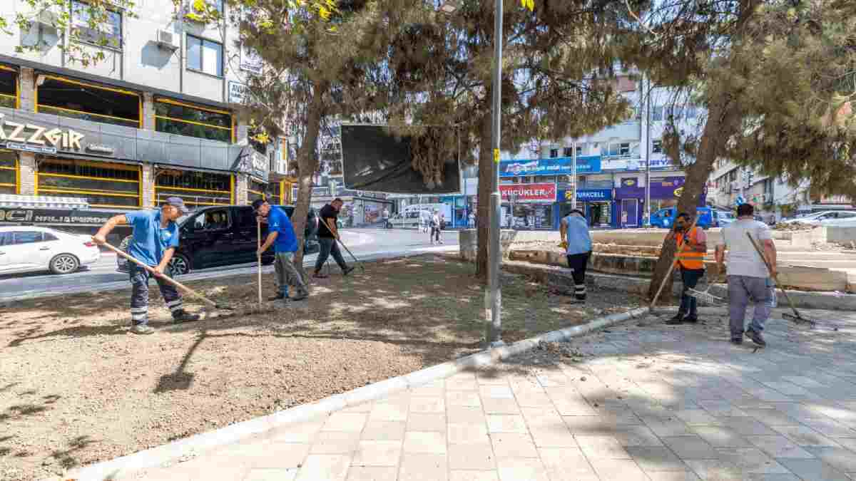 Buca Beyazıt Aykut Parkı yeniden doğuyor