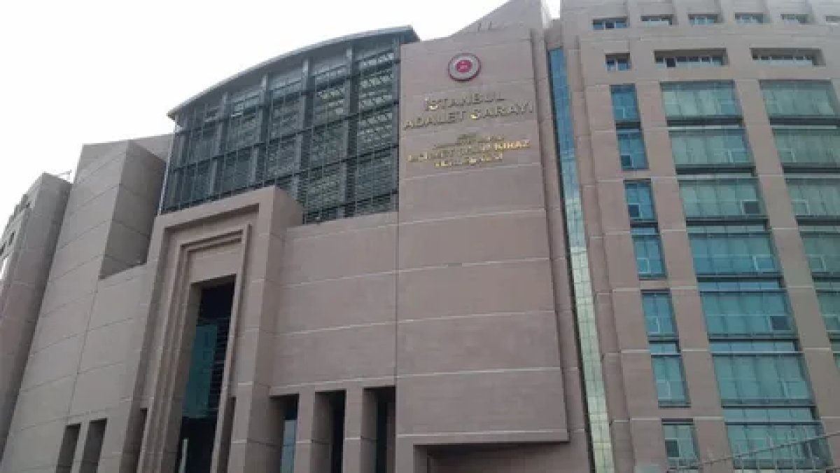 Duvar yazısı nedeniyle iki kişiye "Cumhurbaşkanına hakaret" davası